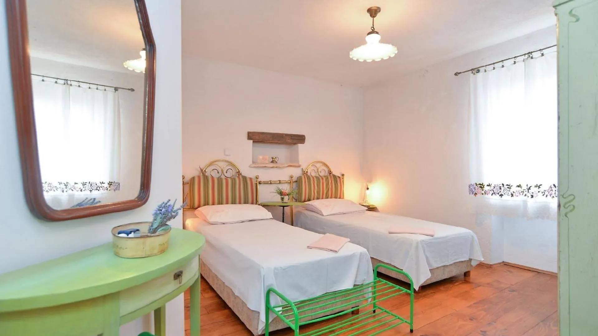 Ferienhaus Fuer 5 Personen Ca 115 Qm In Liznjan, Istrien Suedkueste Von Istrien