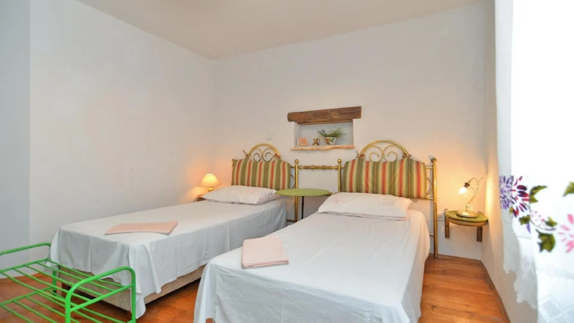 Ferienhaus Fuer 5 Personen Ca 115 Qm In Liznjan, Istrien Suedkueste Von Istrien 0*, Liznjan