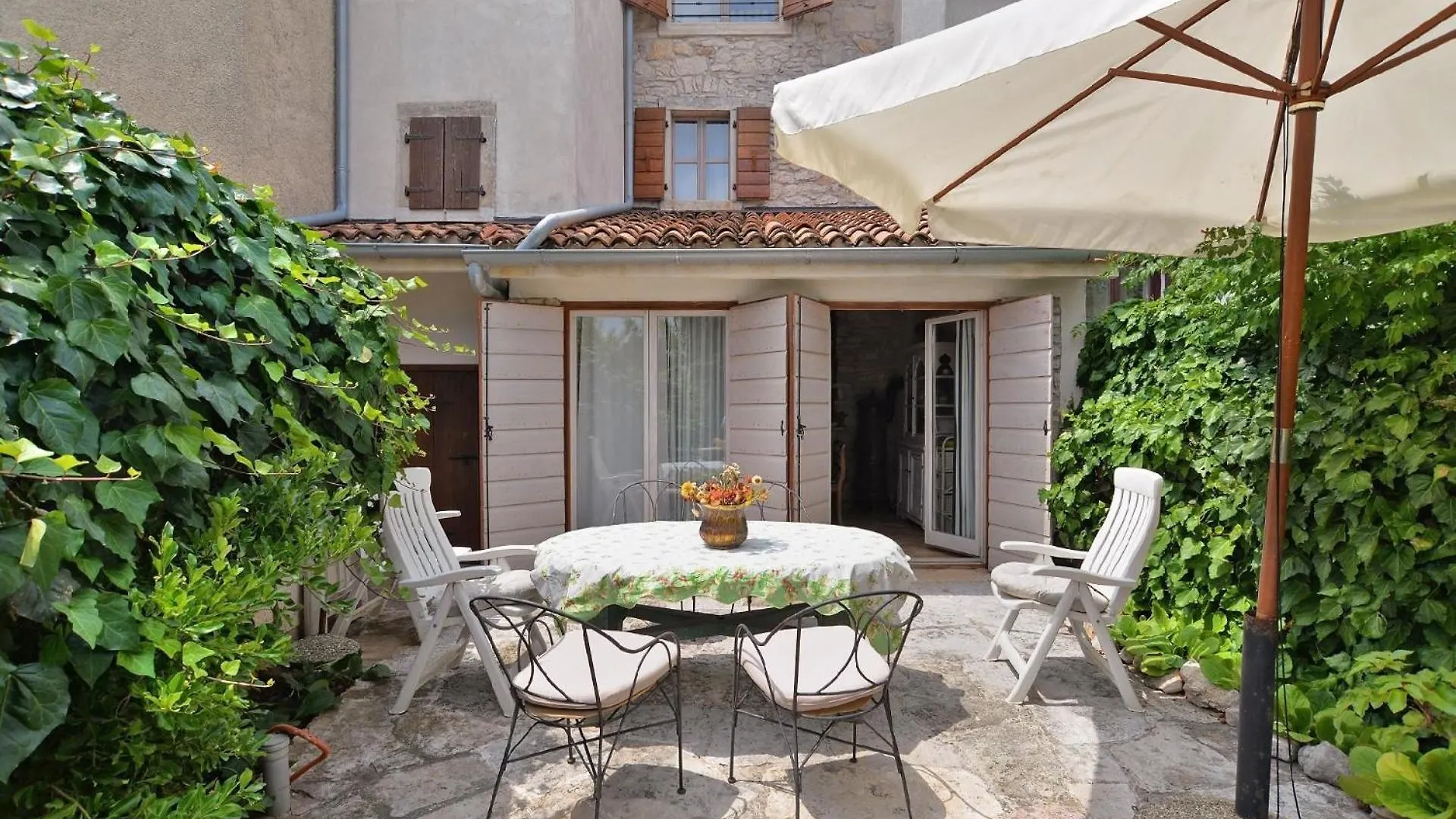 Ferienhaus Fuer 5 Personen Ca 115 Qm In Liznjan, Istrien Suedkueste Von Istrien Holiday home